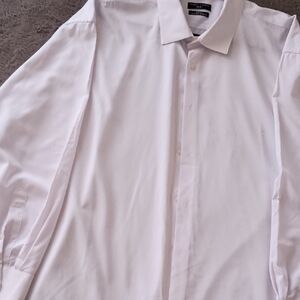 Shaquille O'Neal XLG brand dress shirt featuring cooling stretch fabric and a bi